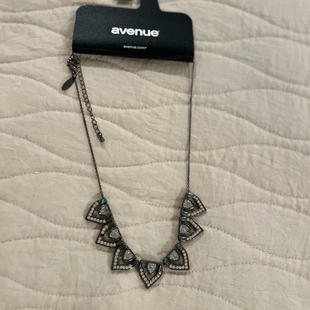 Avenue Silver Necklace (009A)